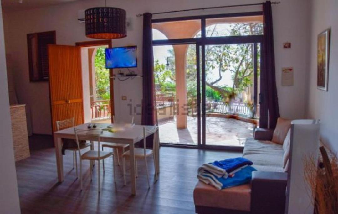 Elegance Apartment Taormina Letojanni Zewnętrze zdjęcie